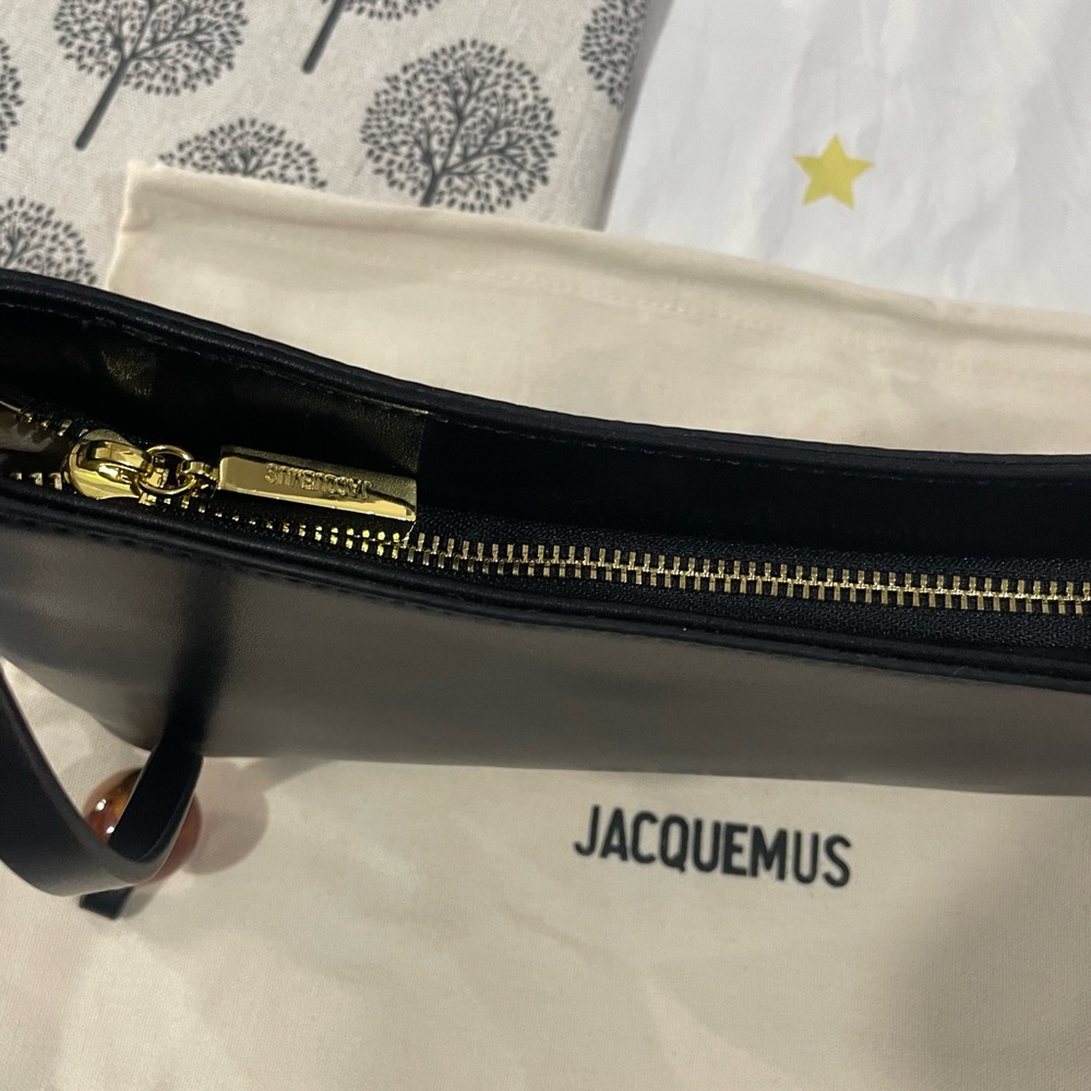 Jacquemus Black Leather Small Shoulder Bag with Gold Logo - Picture 10 of 11